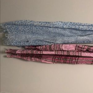 Fashion scarves